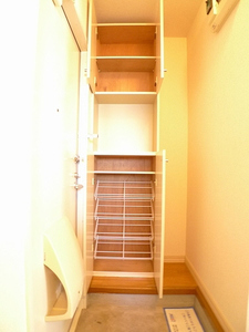 プルミエール緑ヶ丘 202号-6