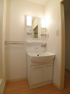 グランドール梅郷Ａ 201号-9