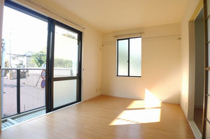 第一エーデルハイム 201号-3