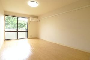 クワイエットカーサＢ 201号-2