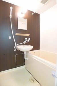 クワイエットカーサＢ 201号-8