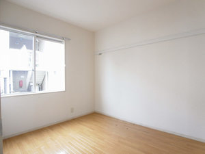 イーストメゾンＡ 102号-4