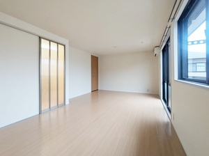 ベル・パティオＢ 201号-3