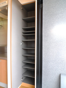 セルフィッシュB 201号-6