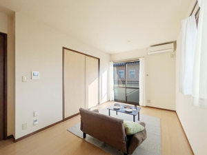 ヴィヴィッド殿岡C 201号-3