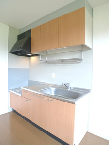 フォレストヒル薬師台参番館 102号-3