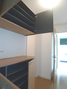 フォレストヒル薬師台参番館 102号-10