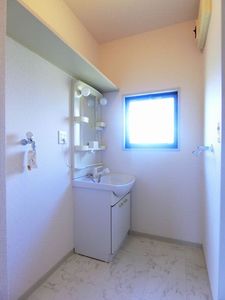 イーストリッジ 201号-9