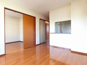 ベル・ドミールA 202号-3