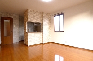 メゾン・ド・ボナール 202号-3