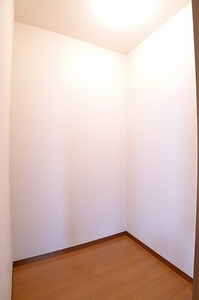 メゾン・ド・ボナール 202号-6