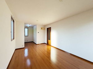 レイクパレス 101号-3