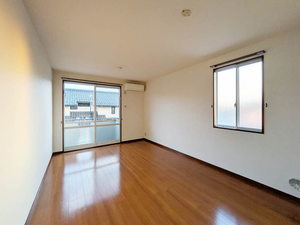 レイクパレス 201号-2