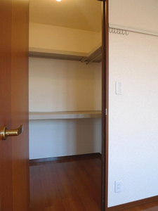 メゾン・ボヌール B 201号-6