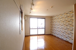 メゾンＴ 102号-2