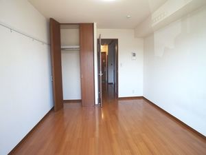 ティアラ・コート 203号-4