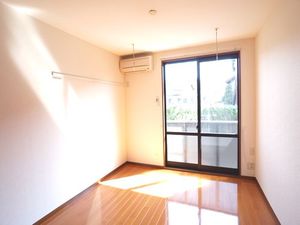 グランドソレーユ 202号-2