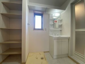 ドミール久松 203号-8