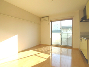 ドミール久松 204号-2