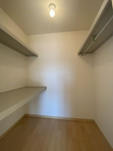 ドミール久松 301号-7