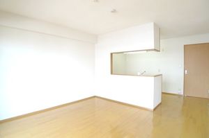 グランシャリオ竹園 202号-3