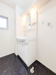 プラテリーア　Ｈ棟 101号-8