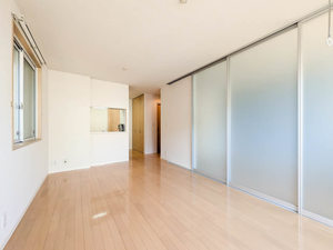 ヴィラ　ボナールＢ 101号-2