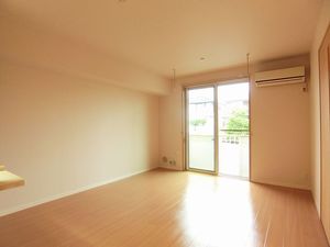 クレスト　サトミ 102号-2