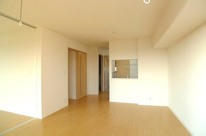 ハニーコートＢ 202号-3