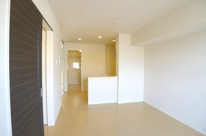 シャーメゾンＭ 102号-3