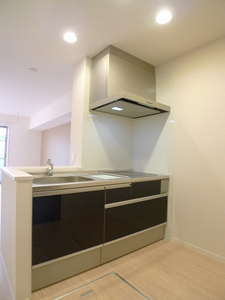 サン・フィールドＡ 201号-8