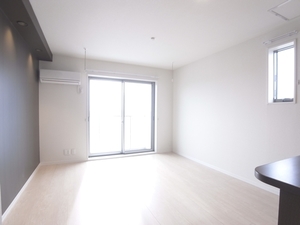 グリーン　メイ 301号-3