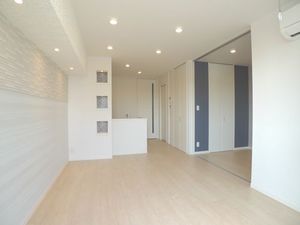 メゾン・レークヒル 204号-2