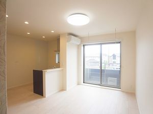 ロコ・ソラーレ 203号-2