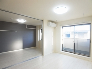 ラフィーナ・コート 303号-2