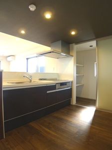 サンライズ 403号-5