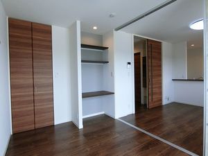 ドミール松代 302号-5