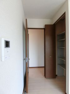 リヴェールⅡ　Ｄ 202号-4