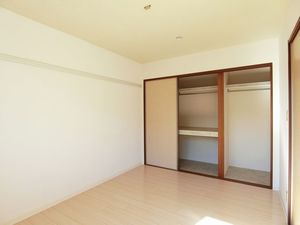 リヴェールⅡ　Ｅ 102号-5