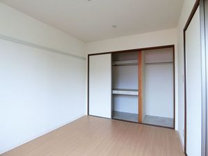 リヴェールⅡ　Ｅ 202号-5