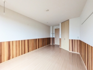 ロイヤルパーク　ハクサン 103号-3