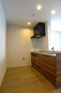 メゾン・セ・ラヴィ　Ⅱ 302号-6