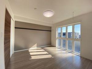 ラ・グラン・セット 302号-5