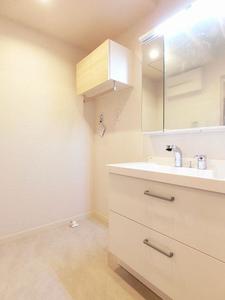 シャーメゾン天久保 305号-5