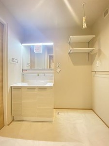 カーサレジーナ 302号-8