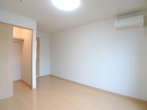 マストライフ守谷中央 104号-4