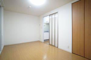 メゾン・ド・リベルテ 102号-3