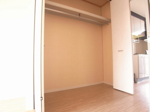 ハイムフロイデＡ 203号-4