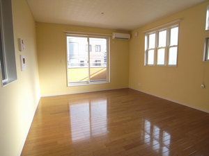 ローズ・ドール 201号-3