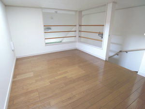 ローズ・ドール 201号-11